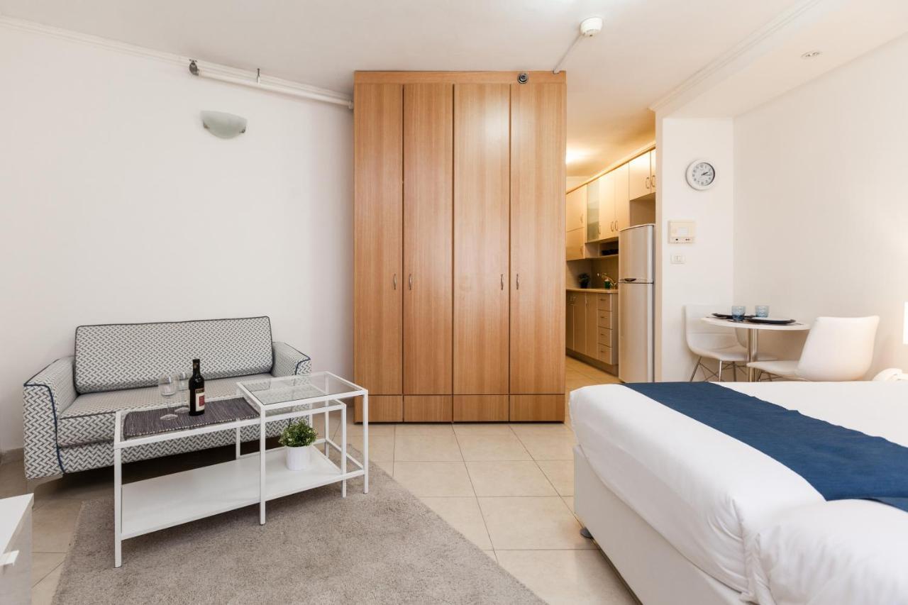Modern Tlv Aparthotel Tel Aviv Bagian luar foto